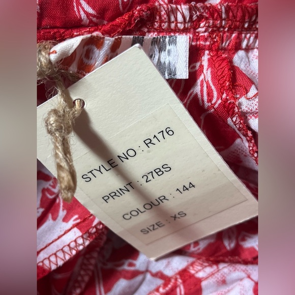 NWT Raga Ruffle Skirt in Red and White Floral - Size XS - Picture 3 of 4